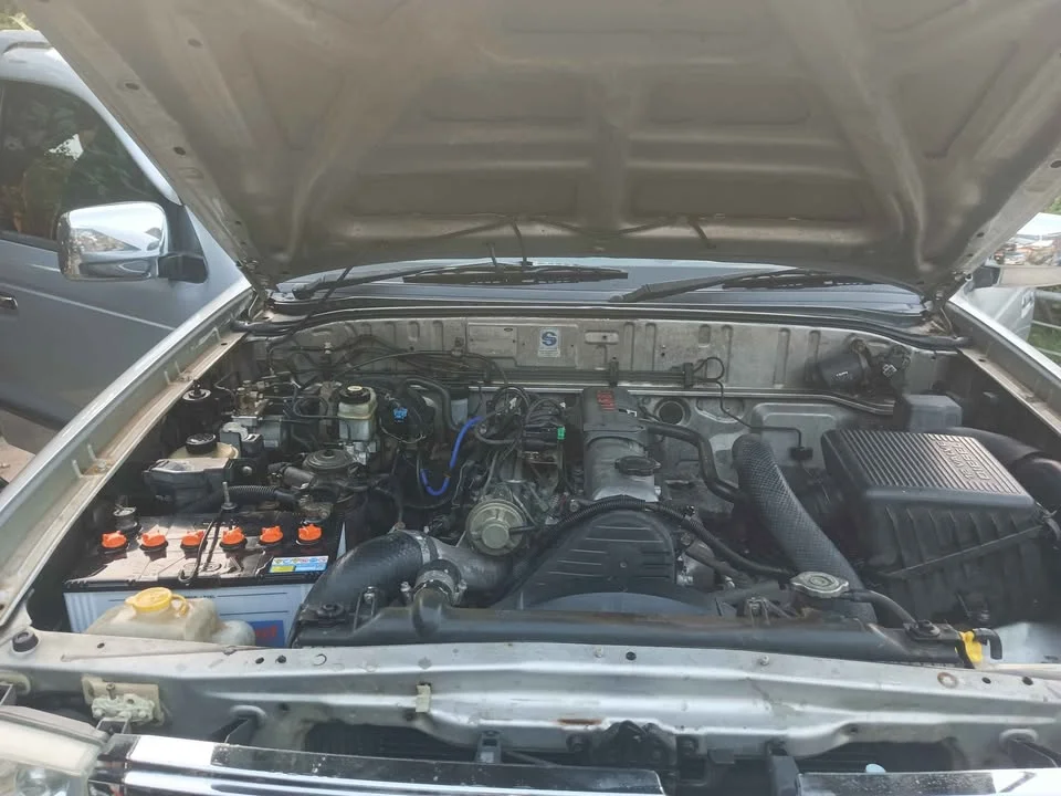 2003 Mazda 2500 Fighter V 3