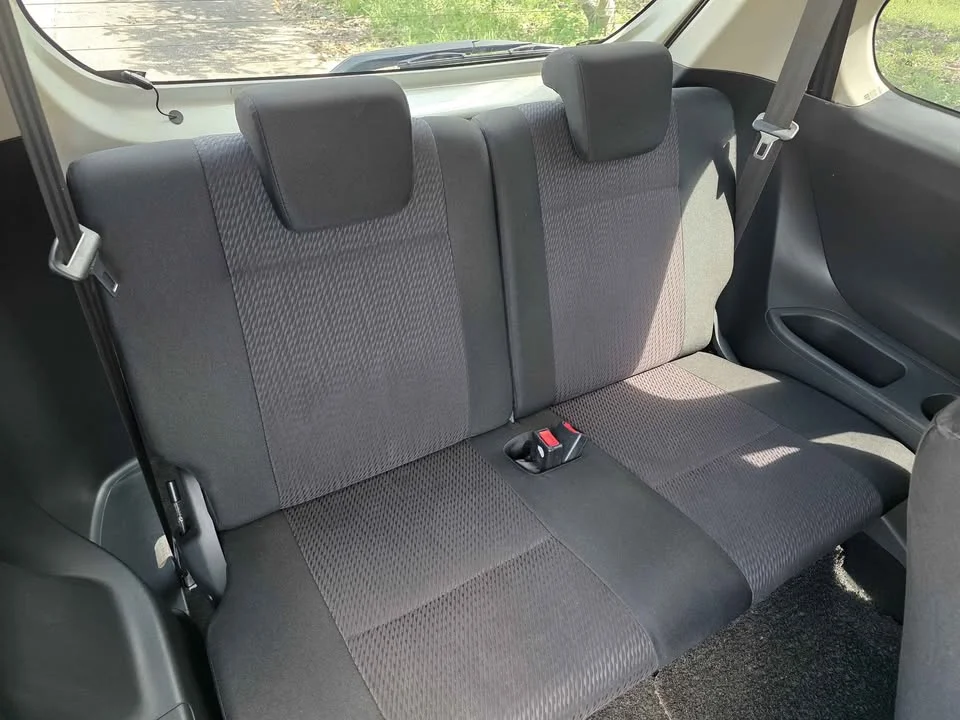 2012 Toyota Avanza II 2