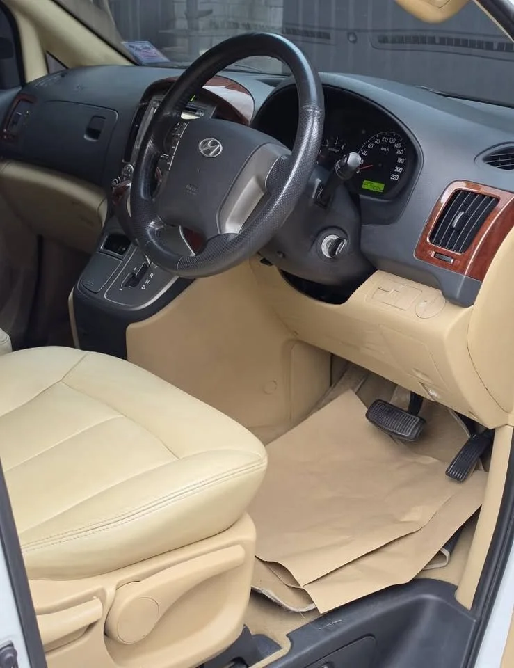 2012 Hyundai H-1 II 3
