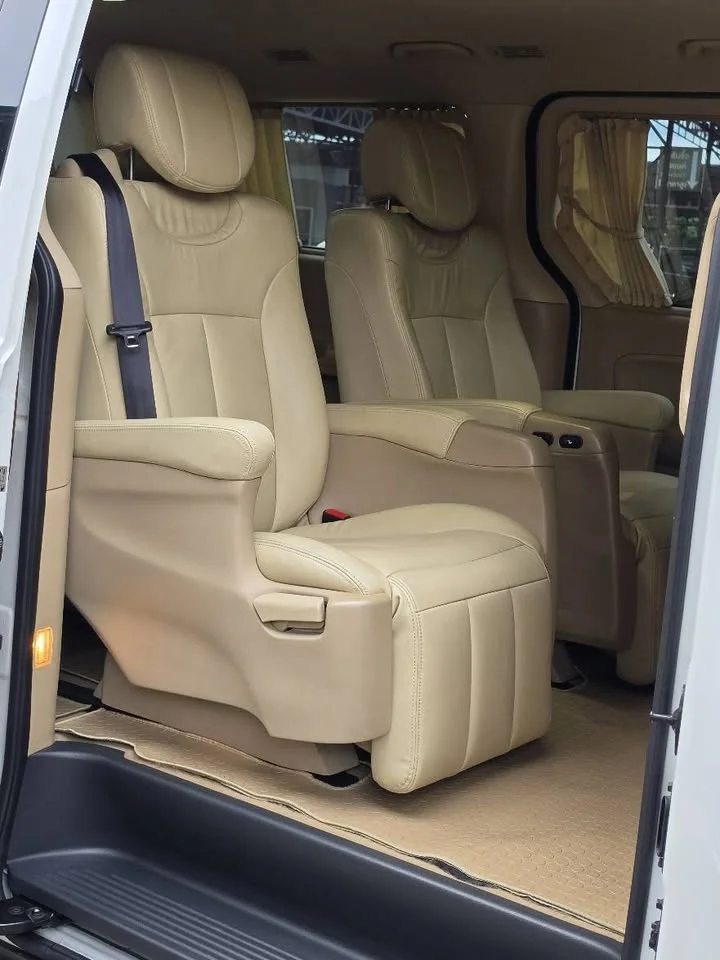 2012 Hyundai H-1 II 2