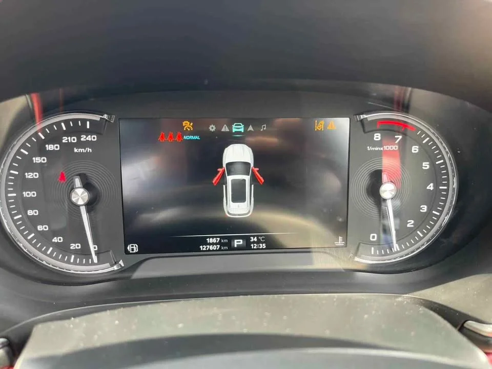 2021 MG HS 2