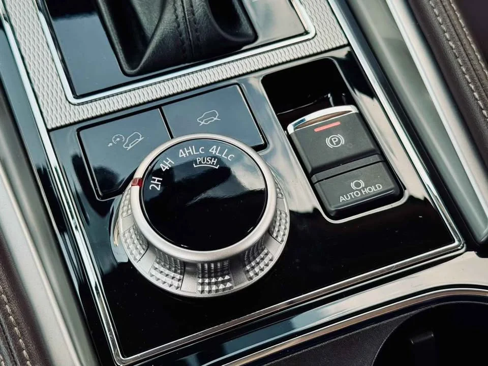 2020 Mitsubishi Pajero Sport III 3