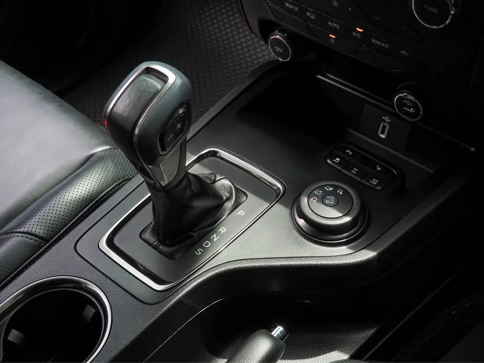 2019 Ford Everest II 3
