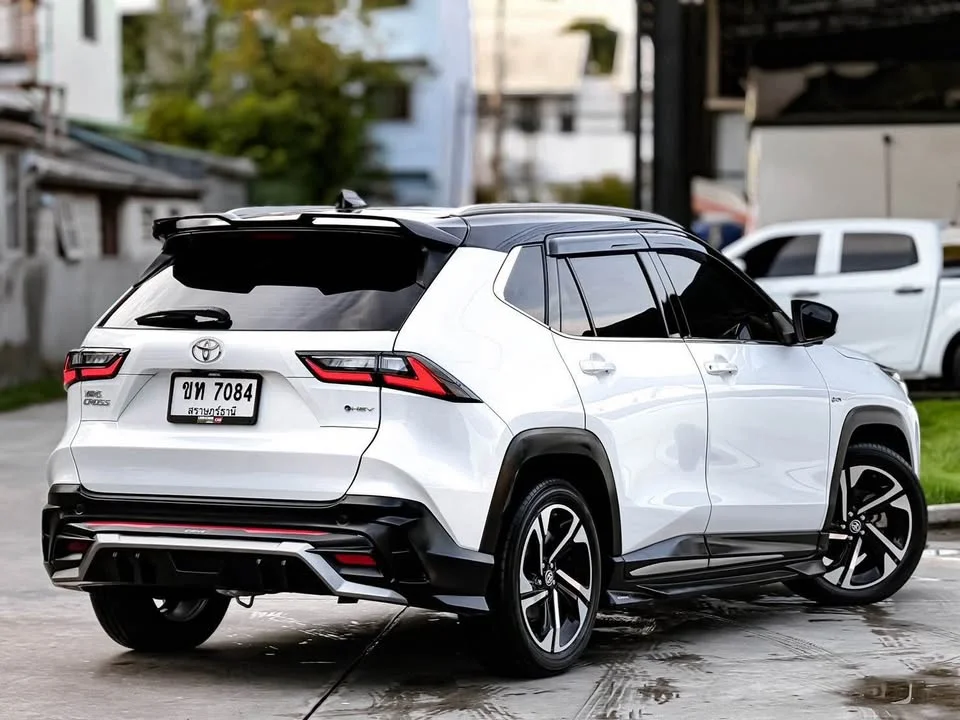 2024 Toyota Yaris Cross AC200 2