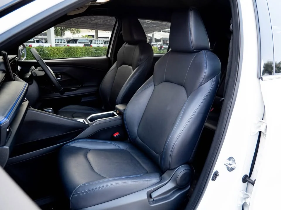 2024 Toyota Yaris Cross AC200 3