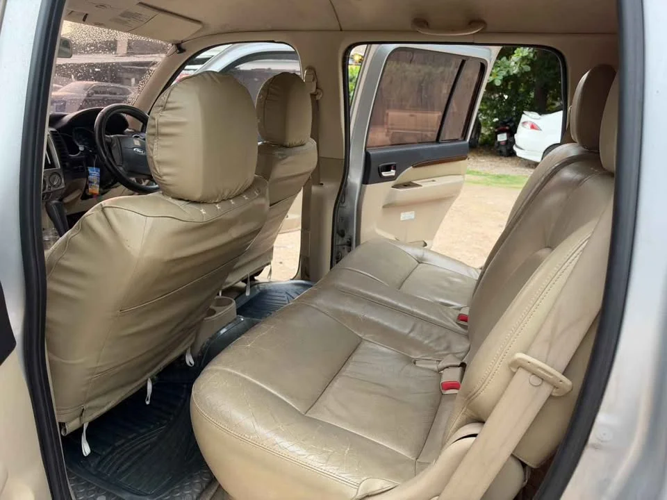 2012 Ford Everest I 2