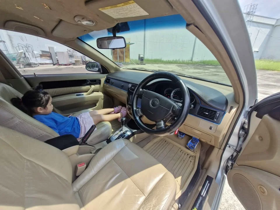 2004 Chevrolet Optra 3