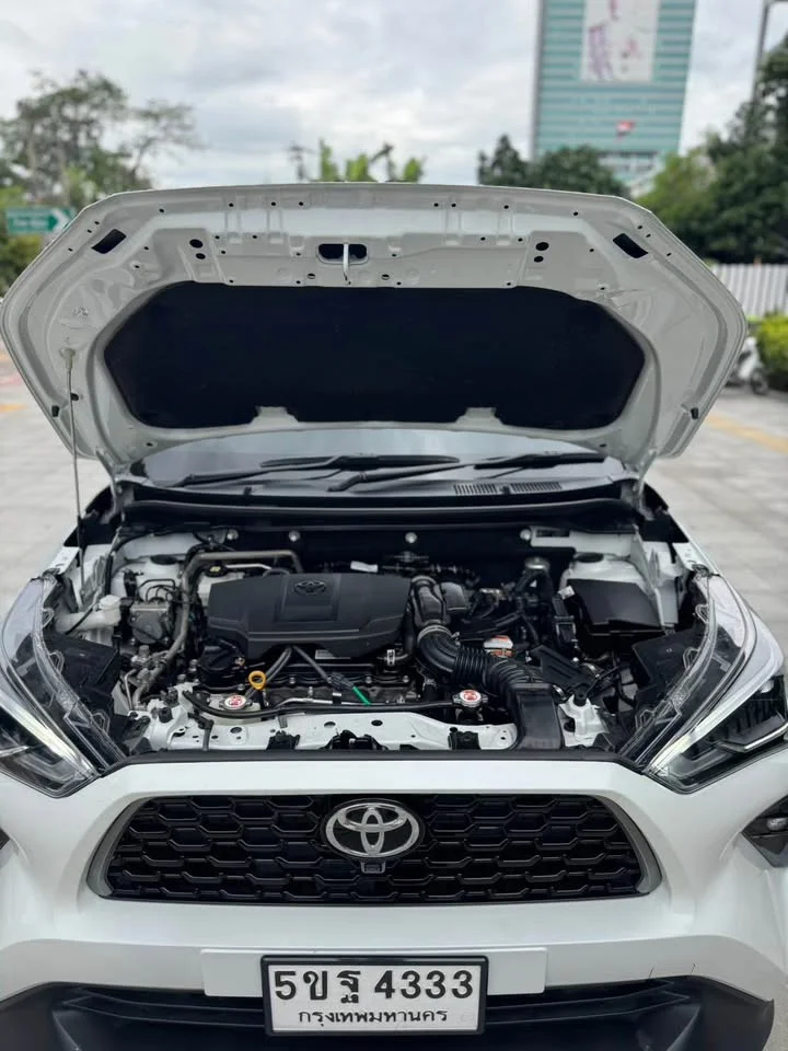 2024 Toyota Yaris Cross AC200 2