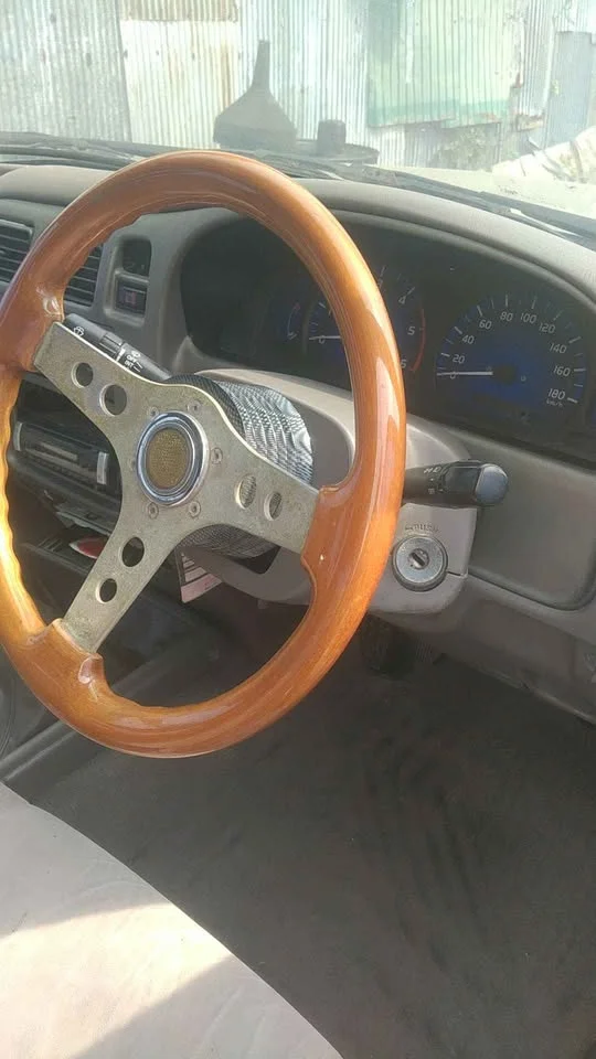 1986 Toyota Hilux Tiger VI 2