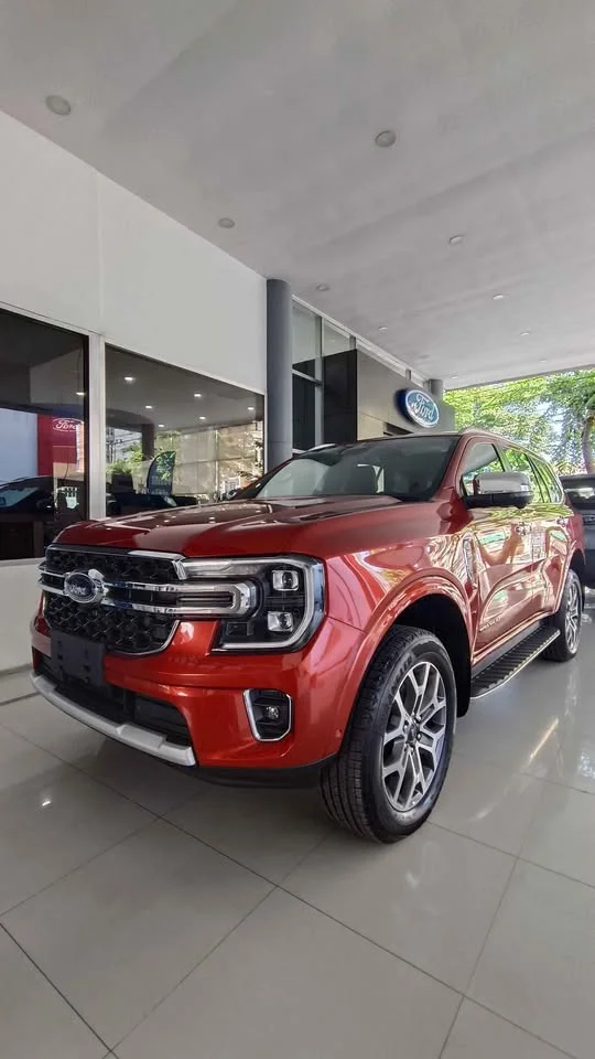 2023 Ford Everest III 3