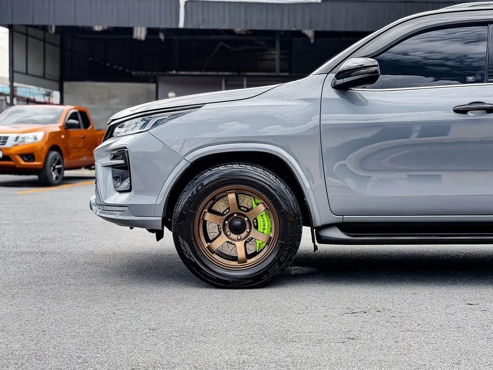 2018 Toyota Fortuner II 2