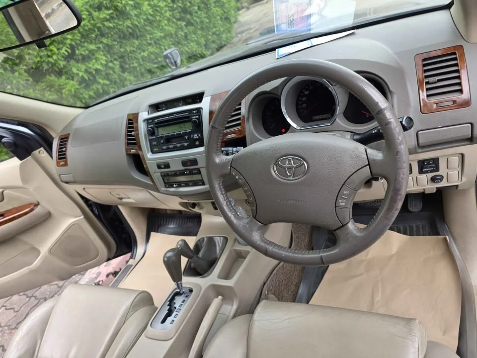 2007 Toyota Fortuner I 3