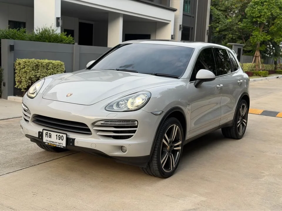 2012 Porsche Cayenne II 3