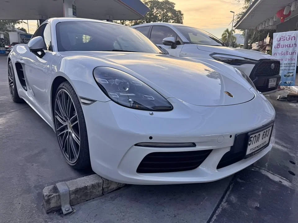 2018 Porsche 718 Boxster and Cayman IV 2