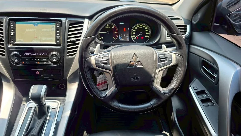 2015 Mitsubishi Pajero Sport III 2