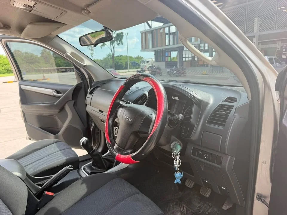2012 Isuzu D-Max II (RT) 3