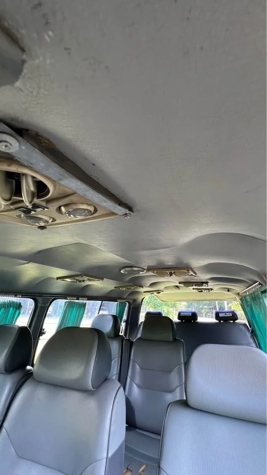 1990 Toyota Commuter IV (H100) 2