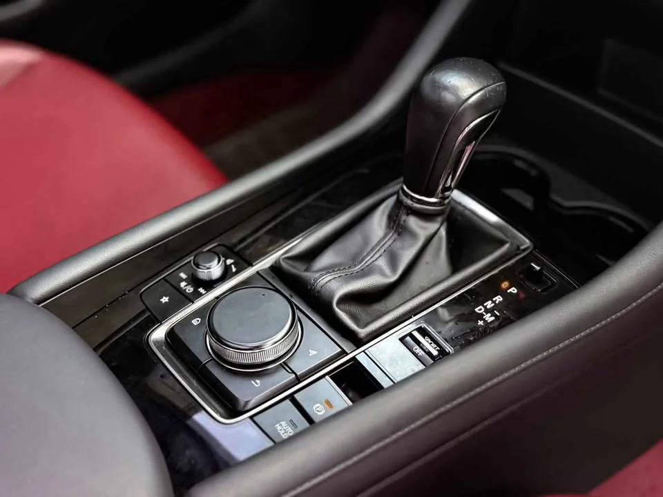 2021 Mazda 3 IV 3