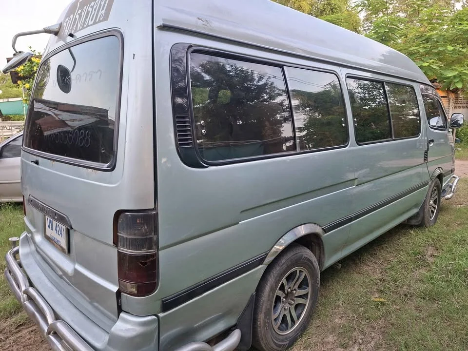 1995 Toyota Commuter IV (H100) 3