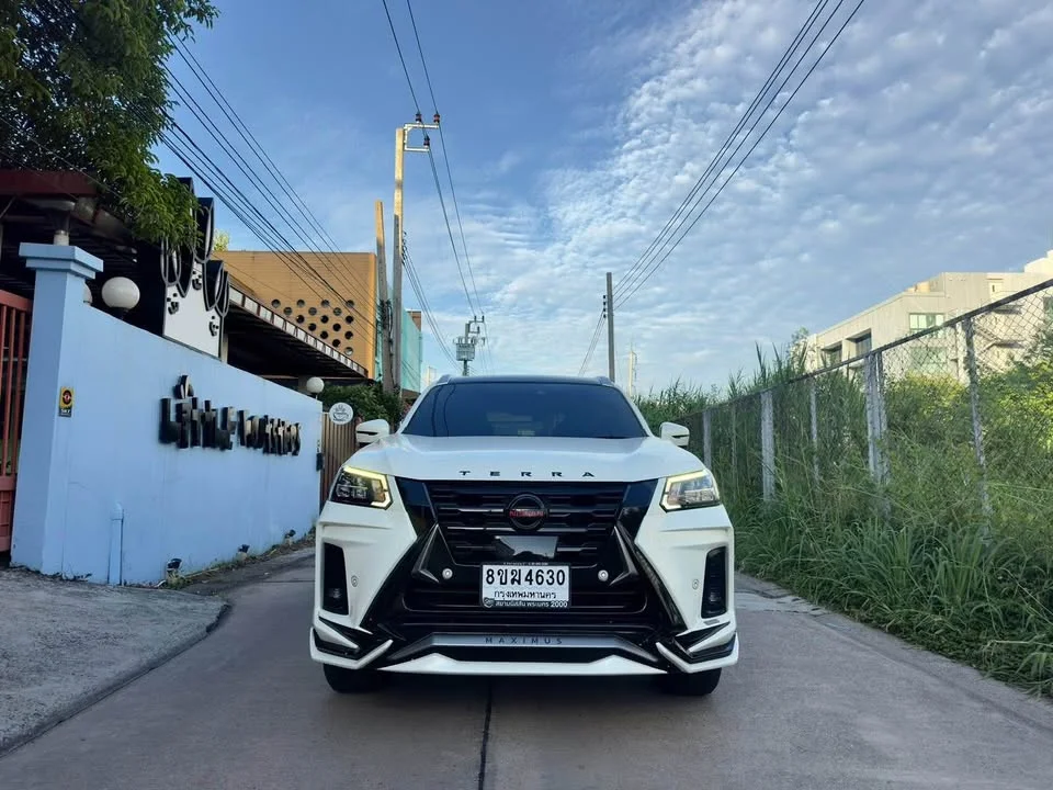 2022 Nissan Terra 3