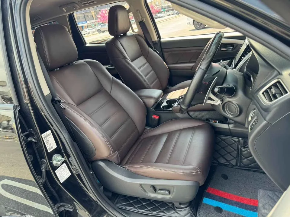 2020 Mitsubishi Pajero Sport III 2