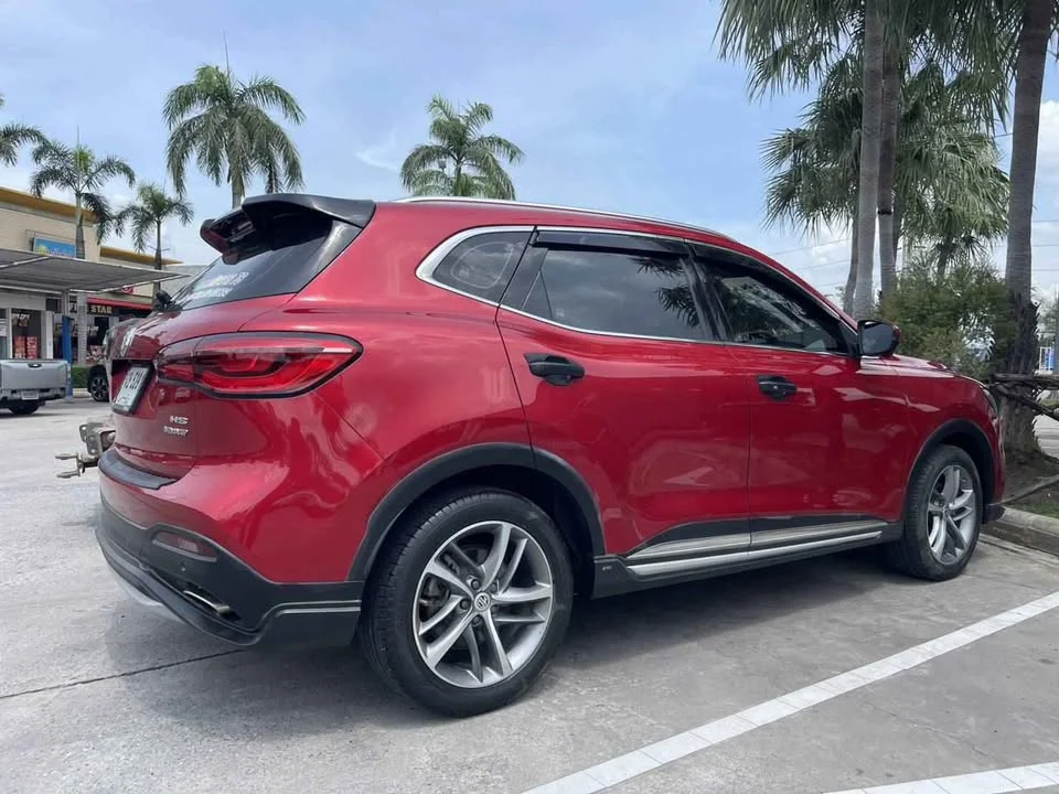 2021 MG HS 3