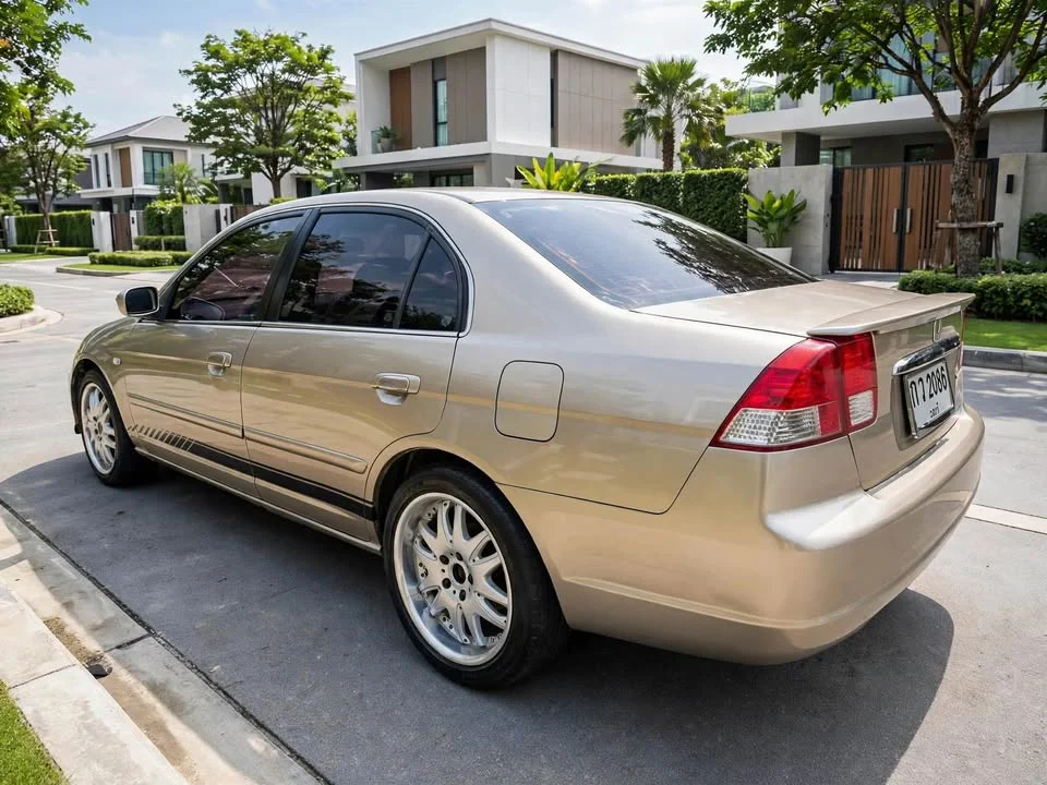 2003 Honda Civic VII 2
