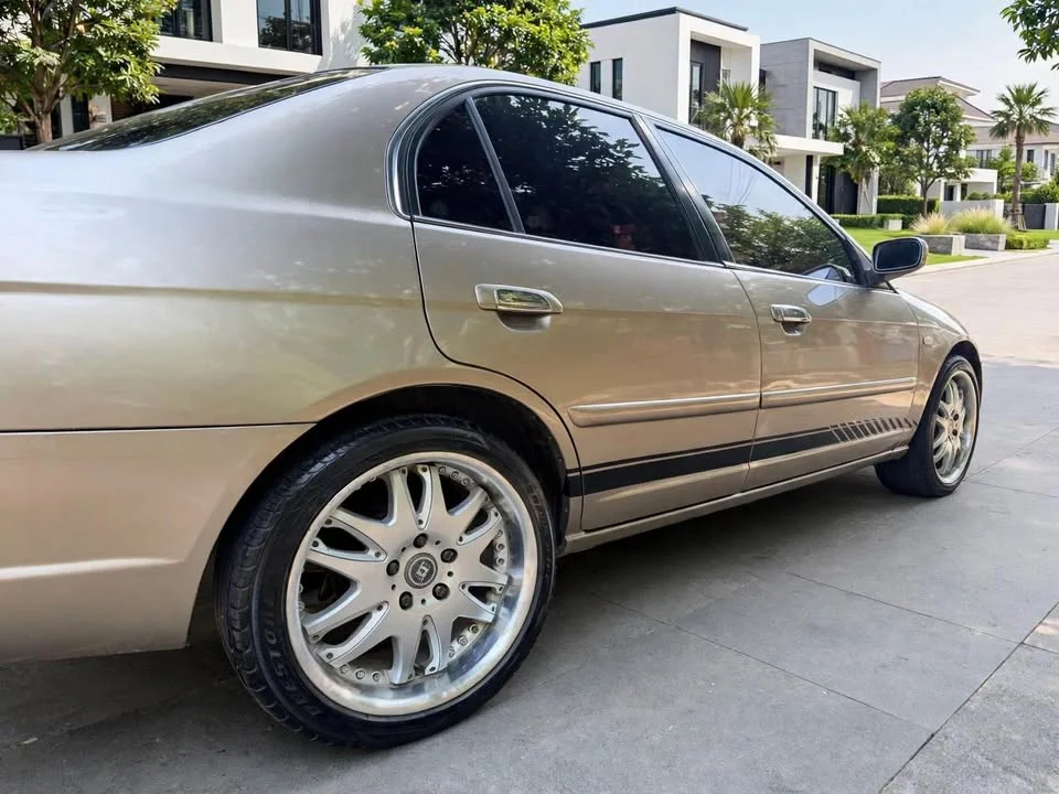 2003 Honda Civic VII 3