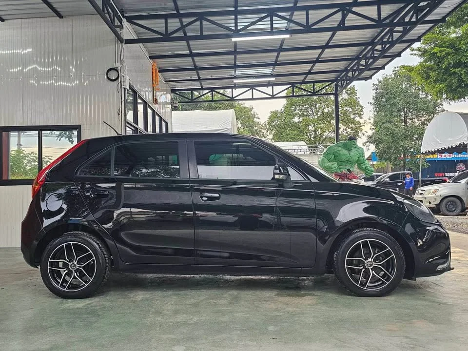 2015 MG 3 II 3