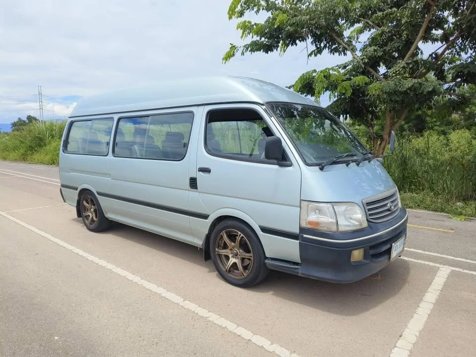 2001 Toyota Commuter IV (H100) 2