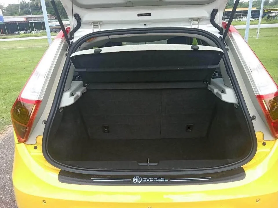 2017 MG 3 II 3