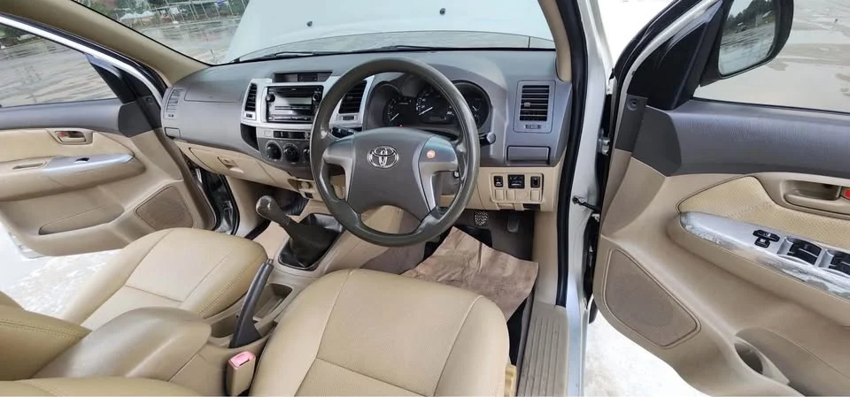 2013 Toyota Hilux VII 3