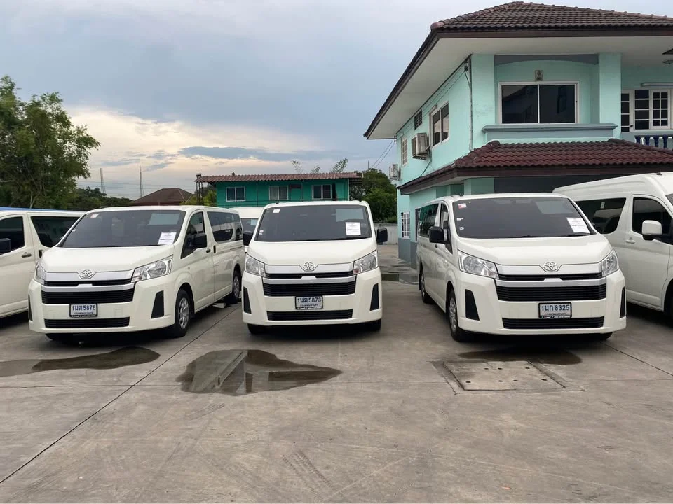 2022 Toyota HiAce VI (H300) 2