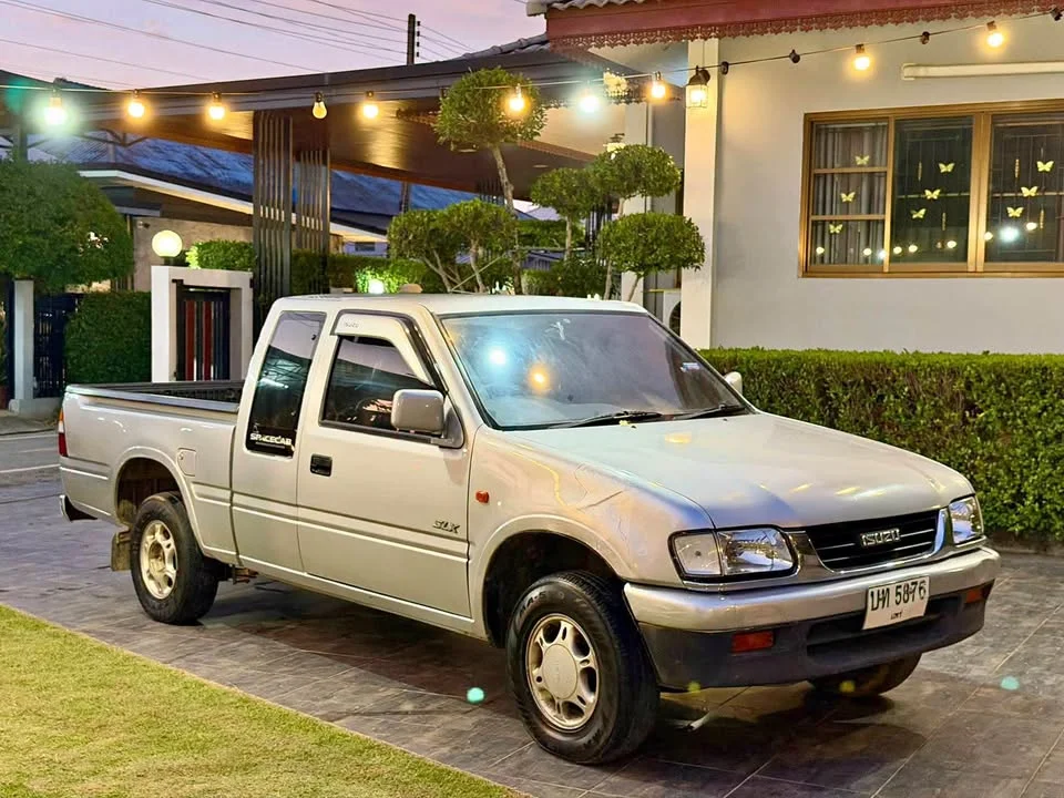 1997 Isuzu Faster Dragon Eyes III 2