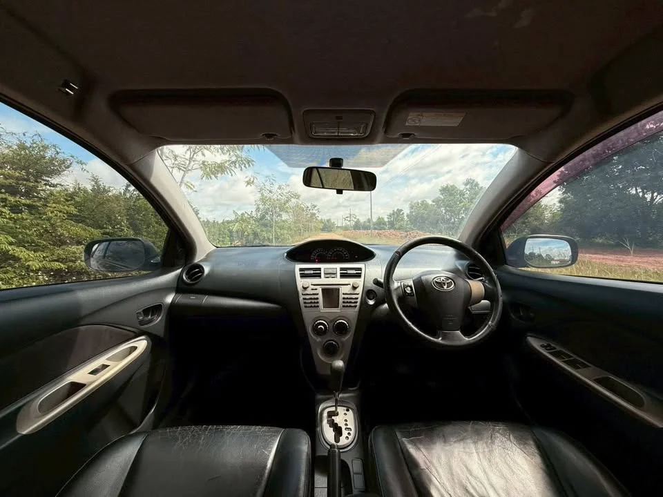 2010 Toyota Vios II 2