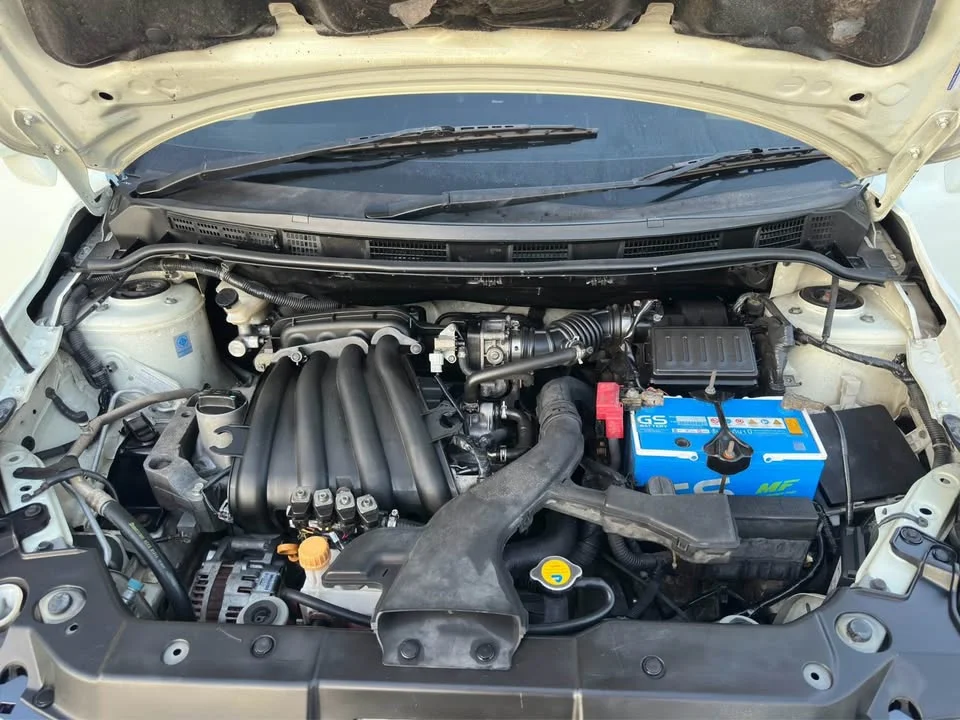 2010 Nissan Tiida I (C11) 3