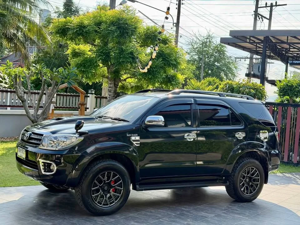 2007 Toyota Fortuner I 3