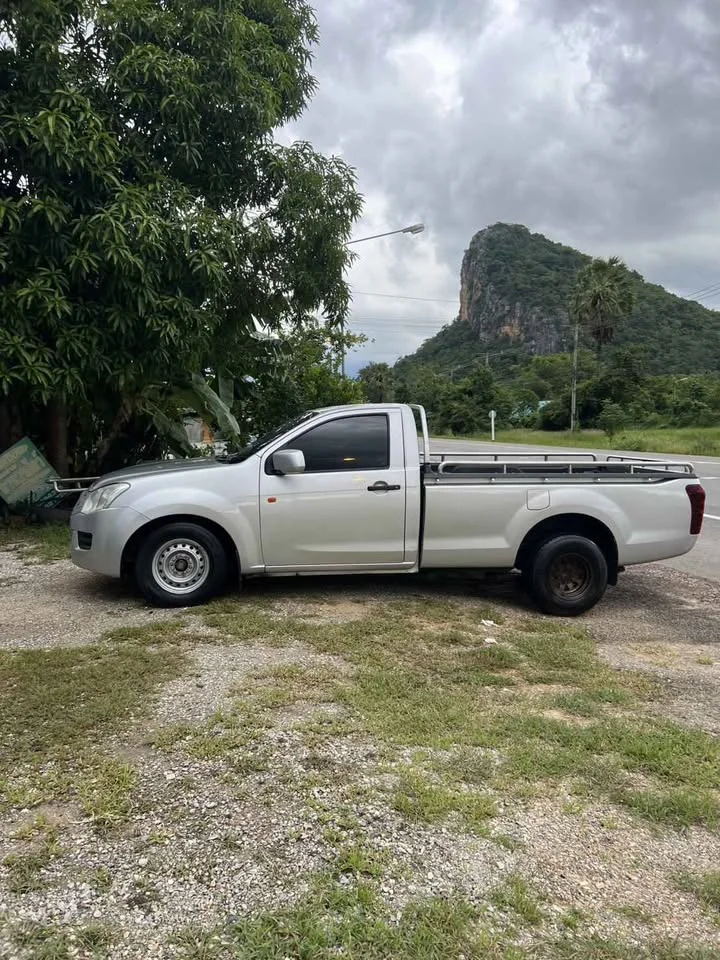 2015 Isuzu D-Max II (RT) 3