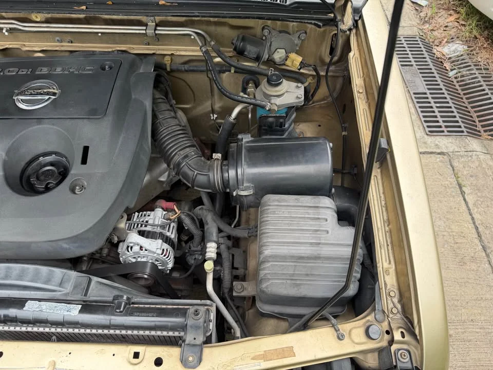 2005 Nissan Frontier I 3