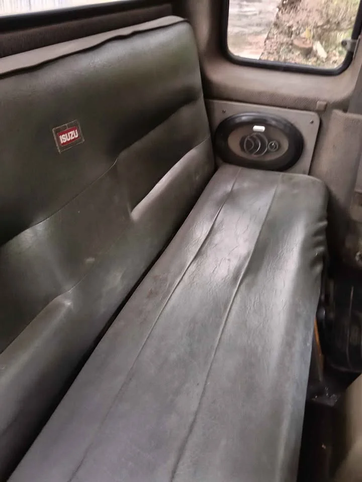 1996 Isuzu TFR III 2