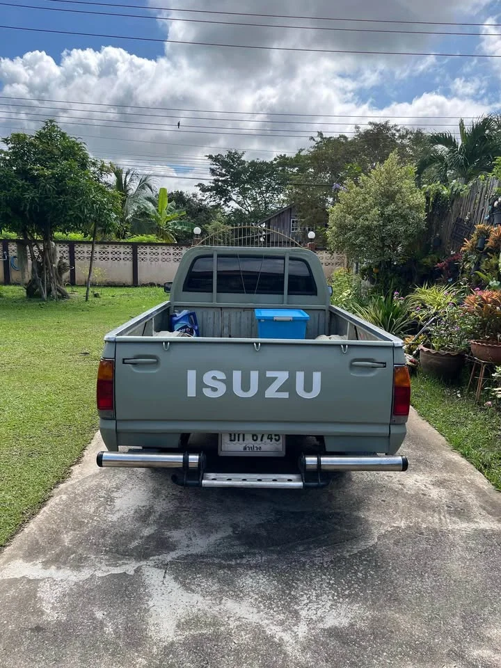 1982 Isuzu Faster KB II 2