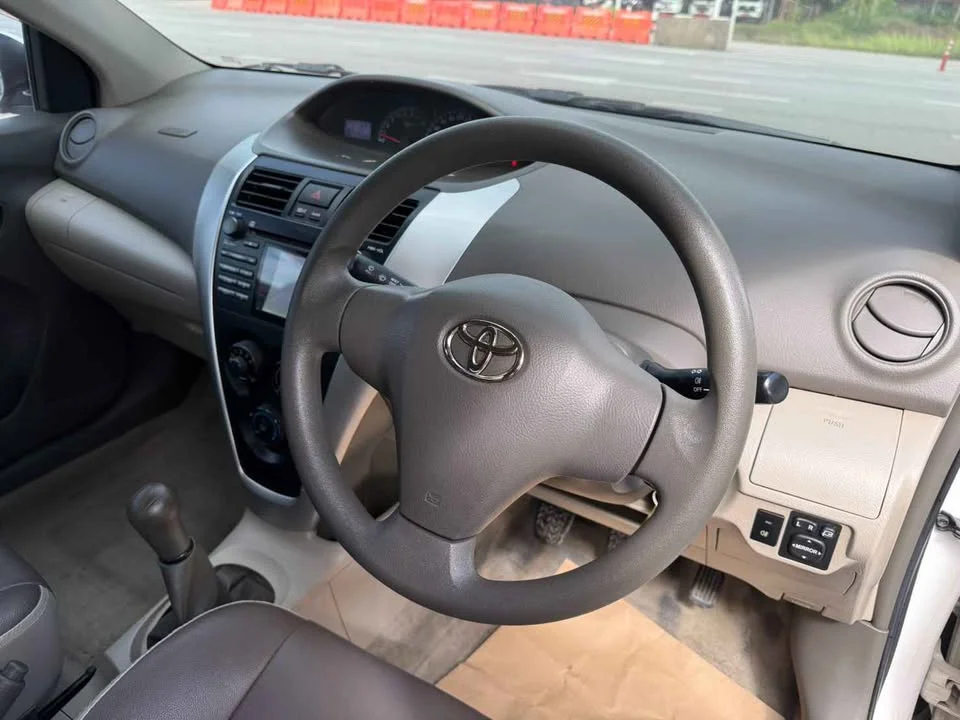 2010 Toyota Vios II 2