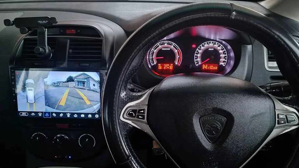 2012 Proton Exora 2