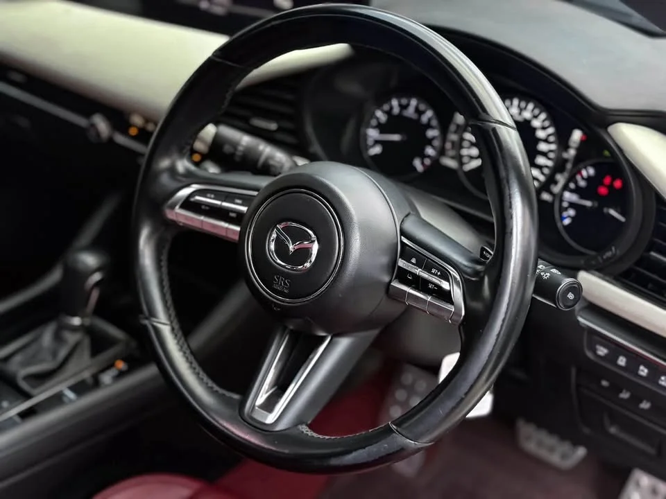 2021 Mazda 3 IV 2
