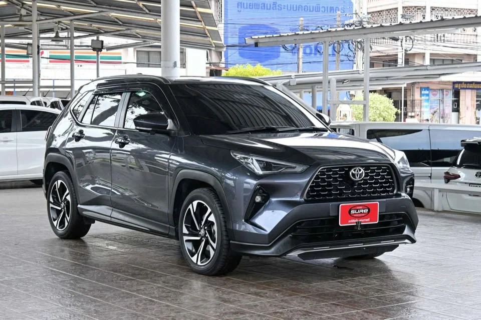 2024 Toyota Yaris Cross AC200 2