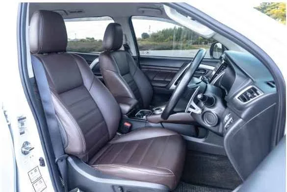 2023 Mitsubishi Pajero Sport III 2