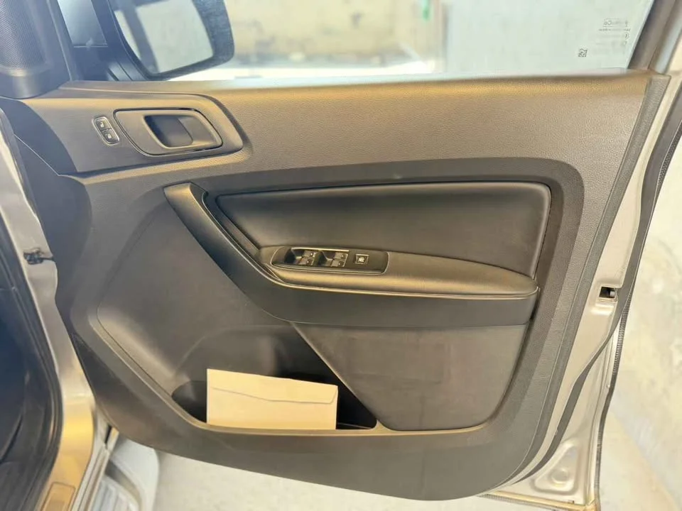 2019 Ford Everest II 3