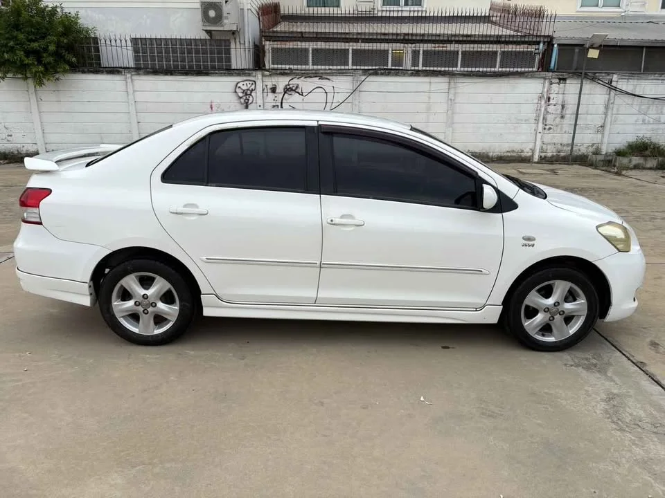 2010 Toyota Vios II 2