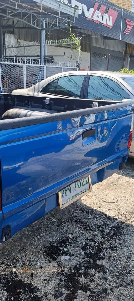 2005 Mazda 2500 Fighter V 3