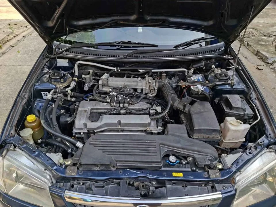 2004 Mazda 323 VIII 3